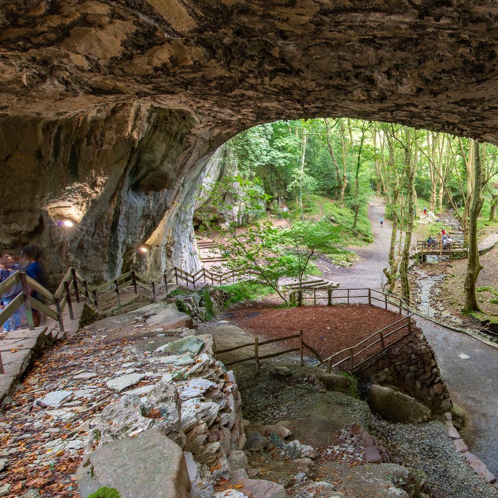 Vista del interior de la cueva de Zugarramurdi